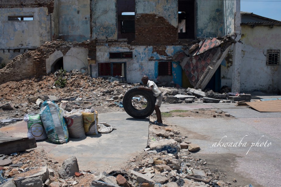 6_BenjaminAshie (Boy With Tire)